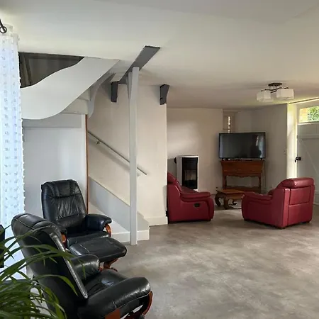 Holiday home Chaumiere Chateau De La Bouchatte Chazemais