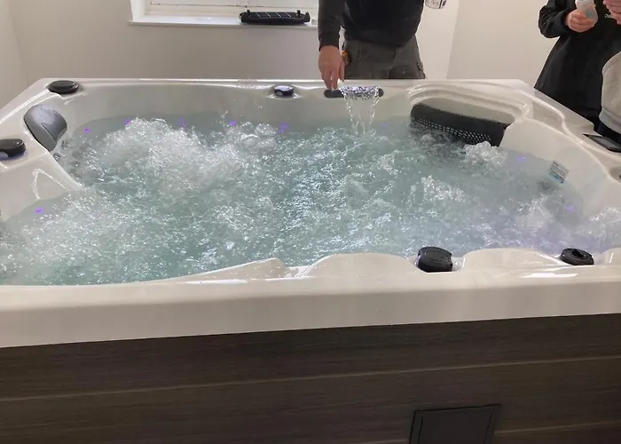 Chaumiere Chateau De La Bouchatte * Chazemais